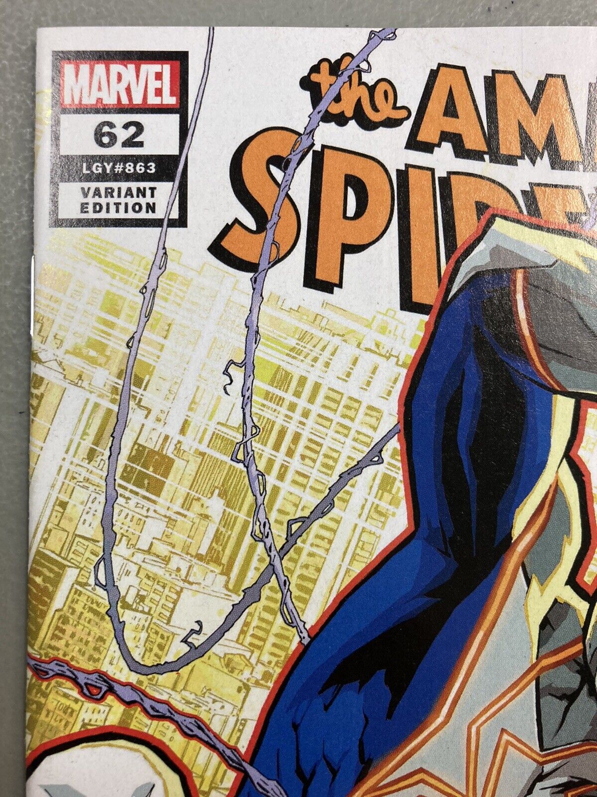 Amazing Spider-Man #62 1:10 Dustin Weaver Variant