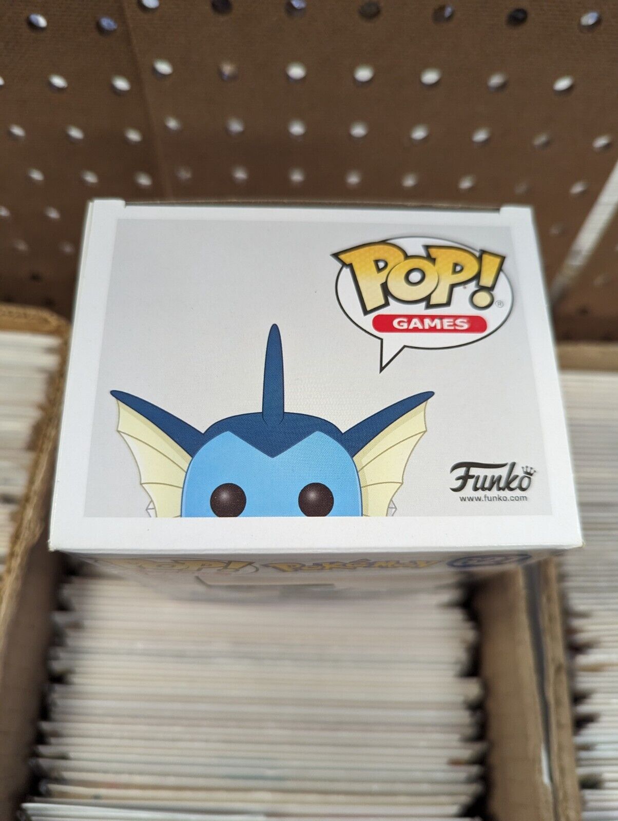 Funko Pop Vaporeon 627 Diamond Collection Pokemon