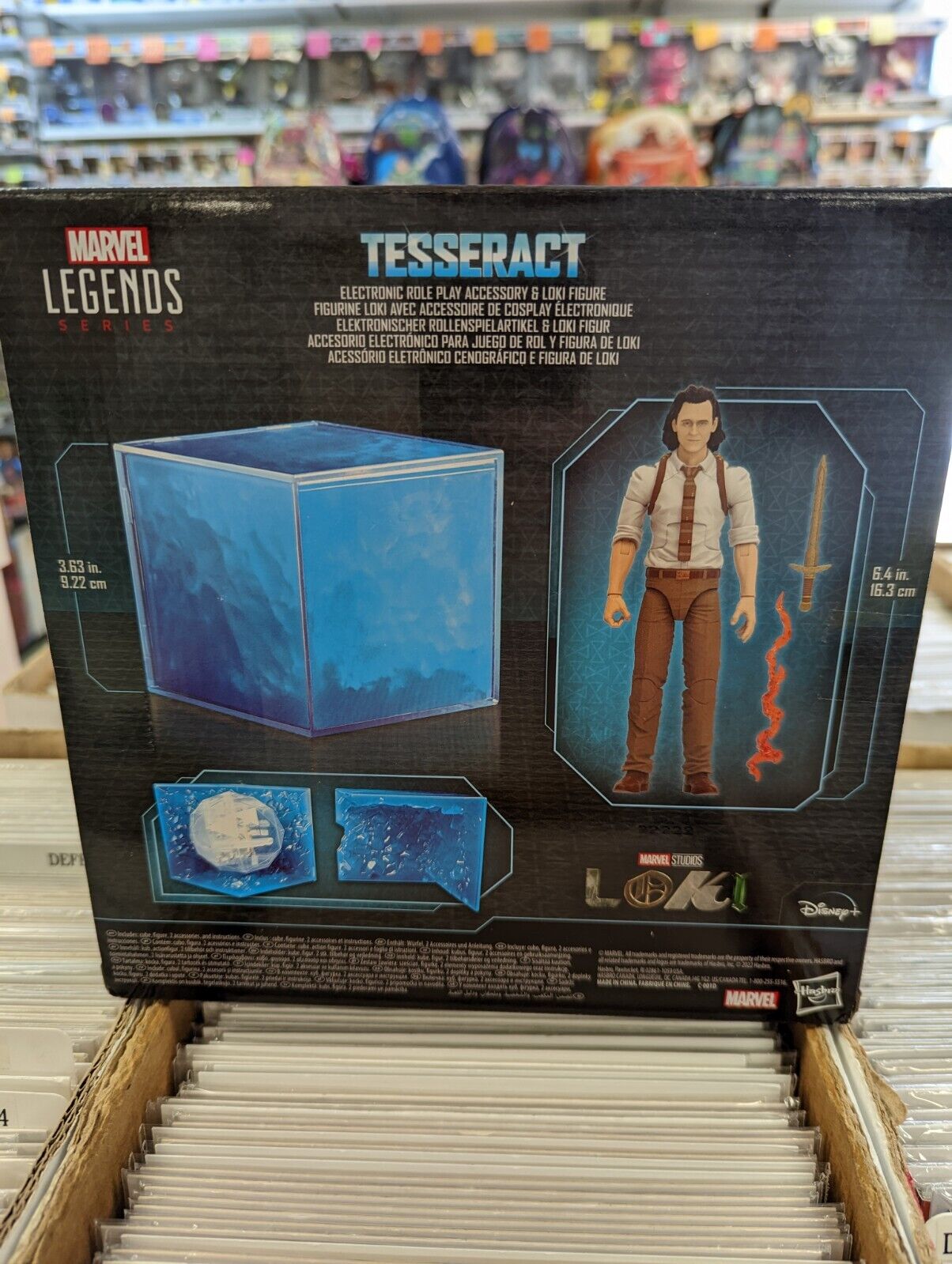 Marvel Legends Tesseract Role Play Accessory & Loki Figure