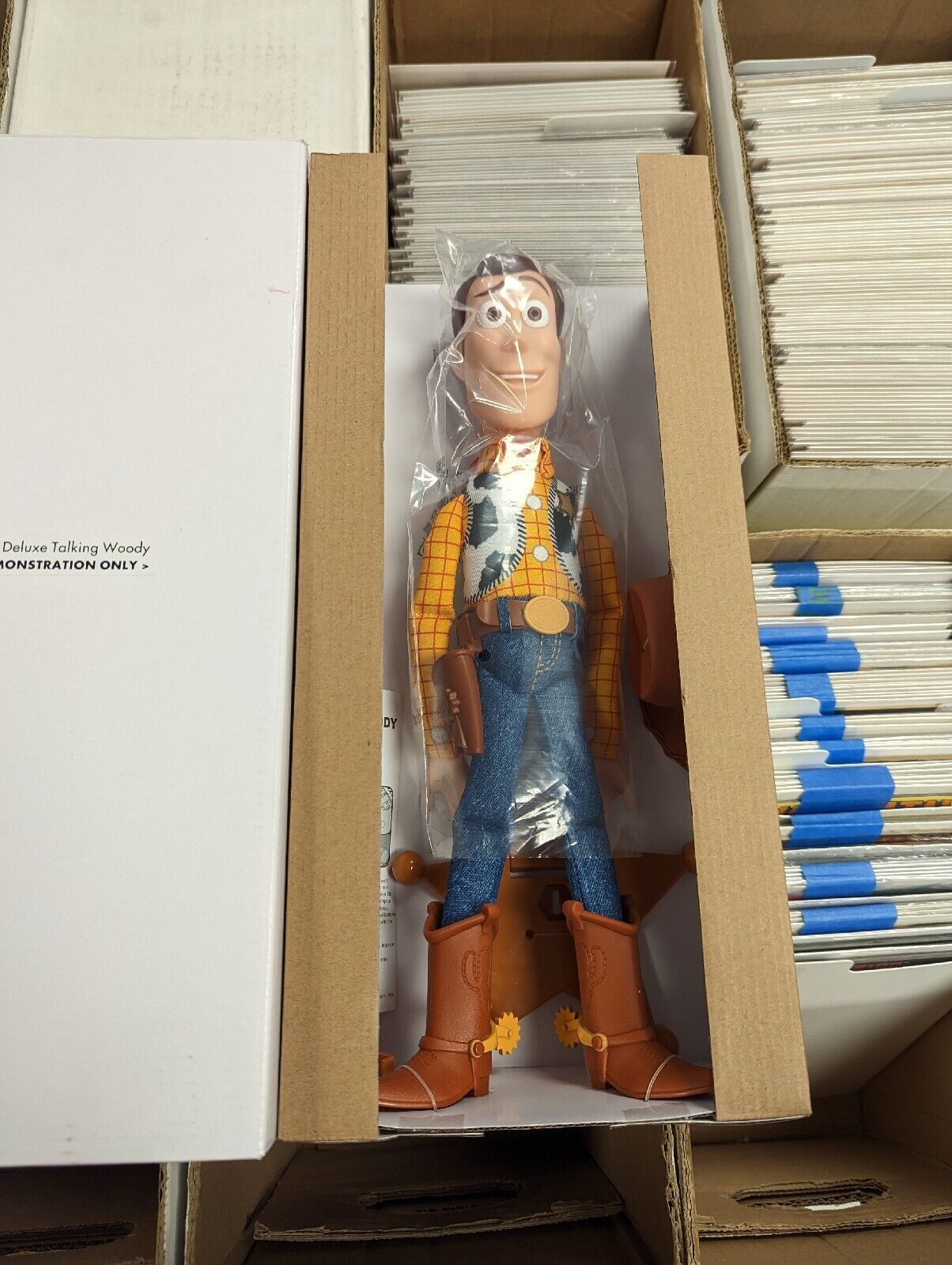 Toy Story Deluxe Talking Woody Figure 64452