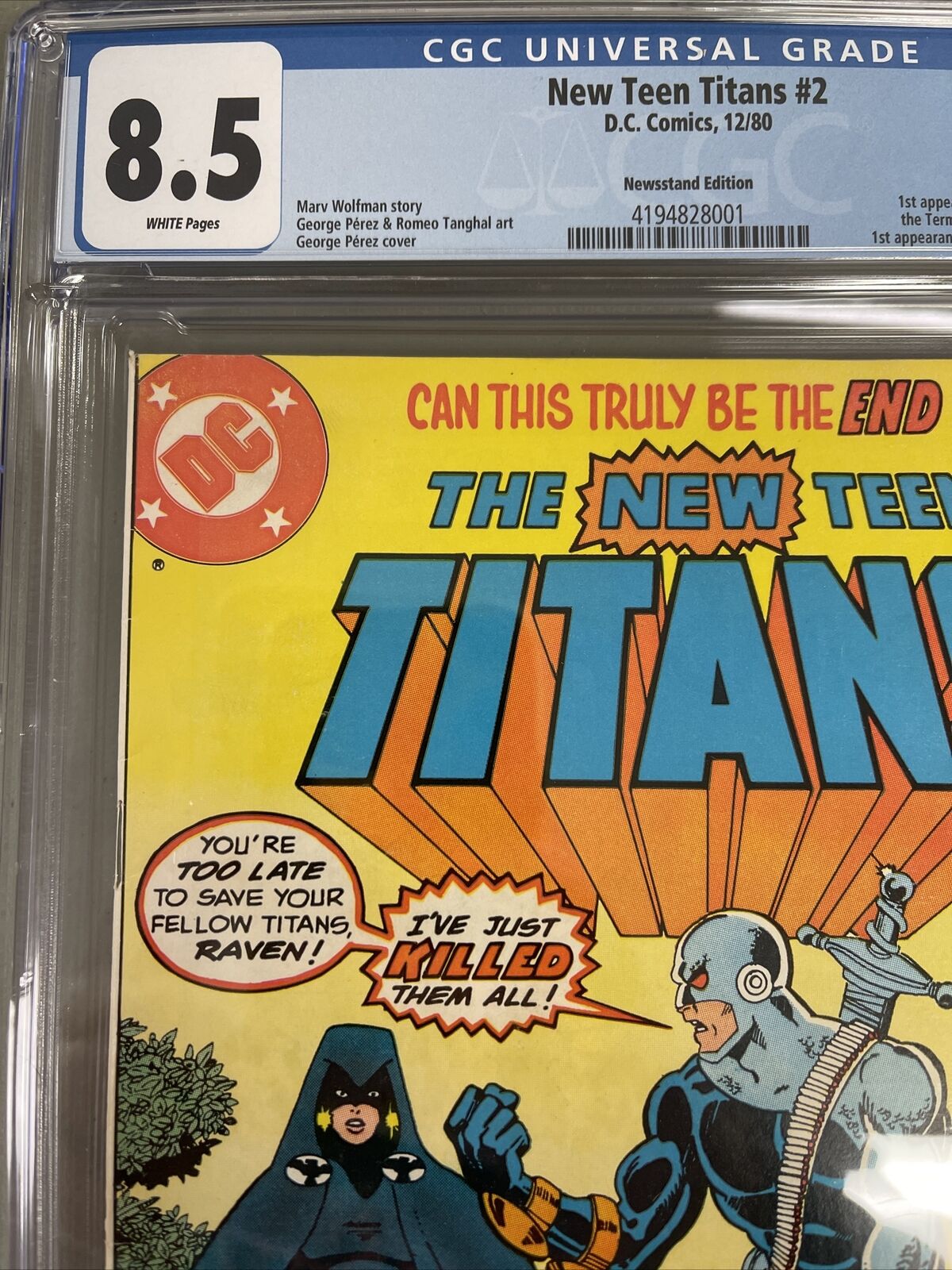 The New Teen Titans 2 CGC 8.5 1st Deathstroke White Pages Newsstand Edition