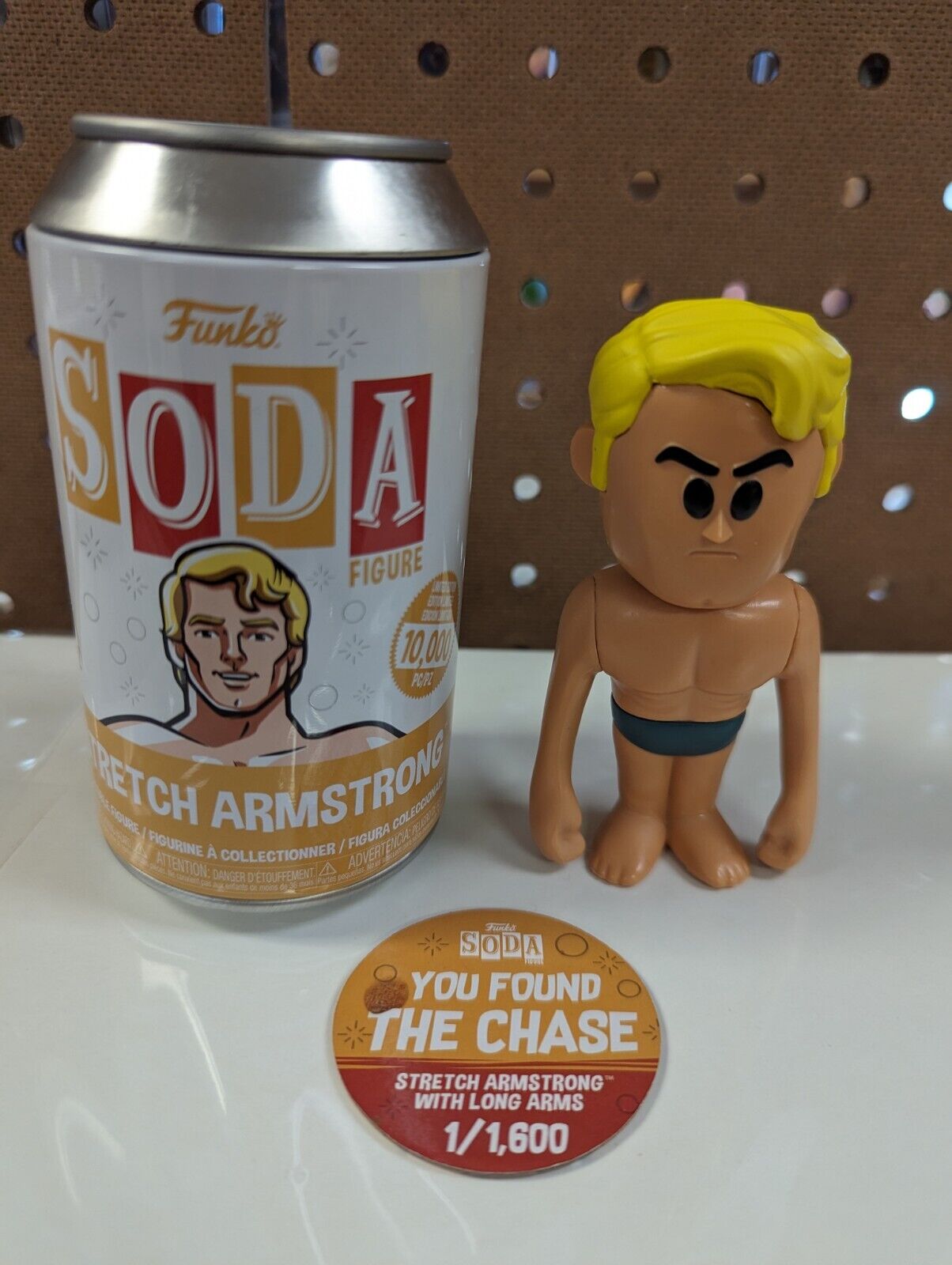 Funko Soda Stretch Armstrong With Long Arms Chase 1/1600